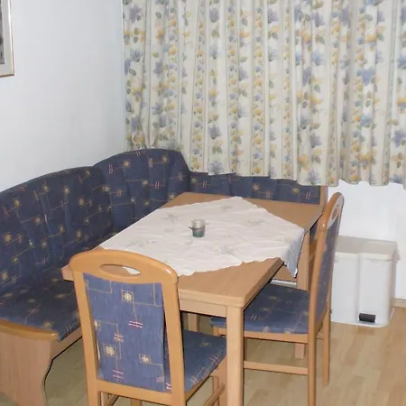 Golf & Lesak Apartment Zell am See