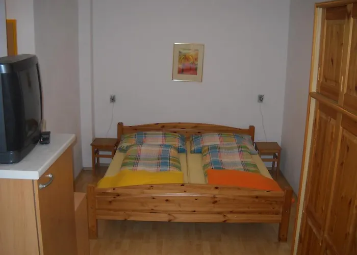 Golf & Lesak Apartament *